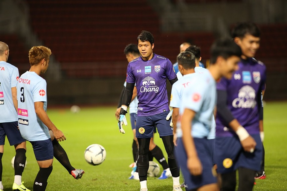 Đột nhập buổi tập của đội tuyển Thái Lan trước trận gặp Việt Nam - 7 Đột nhập buổi tập của đội tuyển Thái Lan trước trận gặp Việt Nam - 7