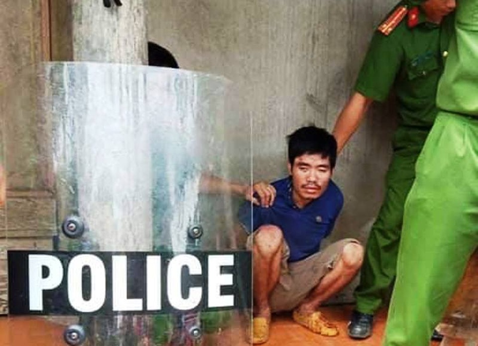 Khởi tố, bắt tạm giam nghi can dùng dao giết mẹ đẻ - 1 Khởi tố, bắt tạm giam nghi can dùng dao giết mẹ đẻ - 1
