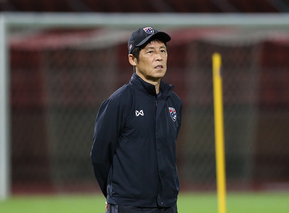 Đột nhập buổi tập của đội tuyển Thái Lan trước trận gặp Việt Nam - 9 Đột nhập buổi tập của đội tuyển Thái Lan trước trận gặp Việt Nam - 9