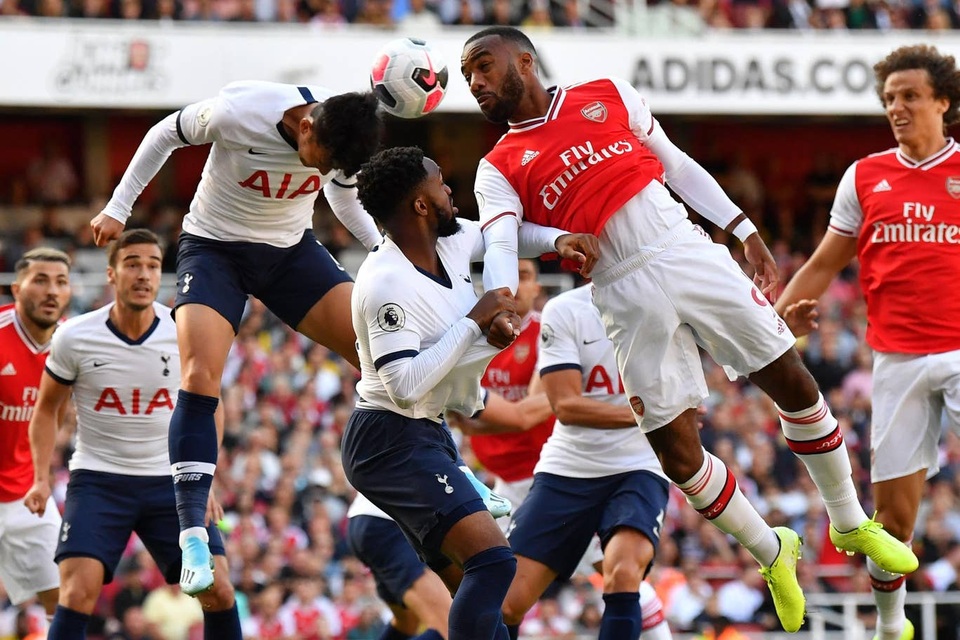 Những khoảnh khắc chia điểm giữa Arsenal và Tottenham - 8 Những khoảnh khắc chia điểm giữa Arsenal và Tottenham - 8