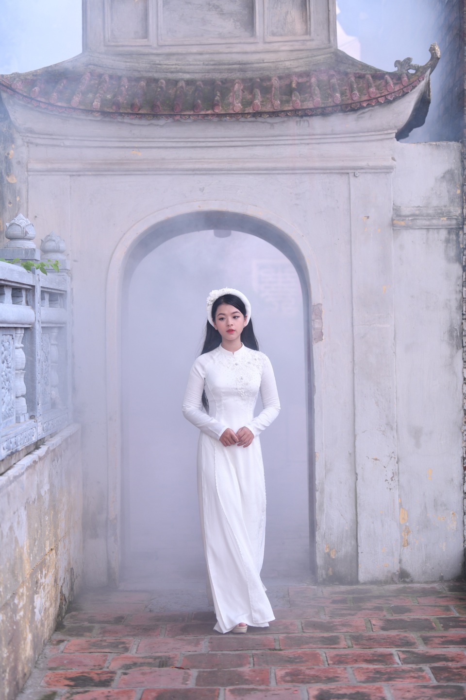 NSƯT Chiều Xuân và con gái út đẹp dịu dàng trong tà áo dài - 7 NSƯT Chiều Xuân và con gái út đẹp dịu dàng trong tà áo dài - 7