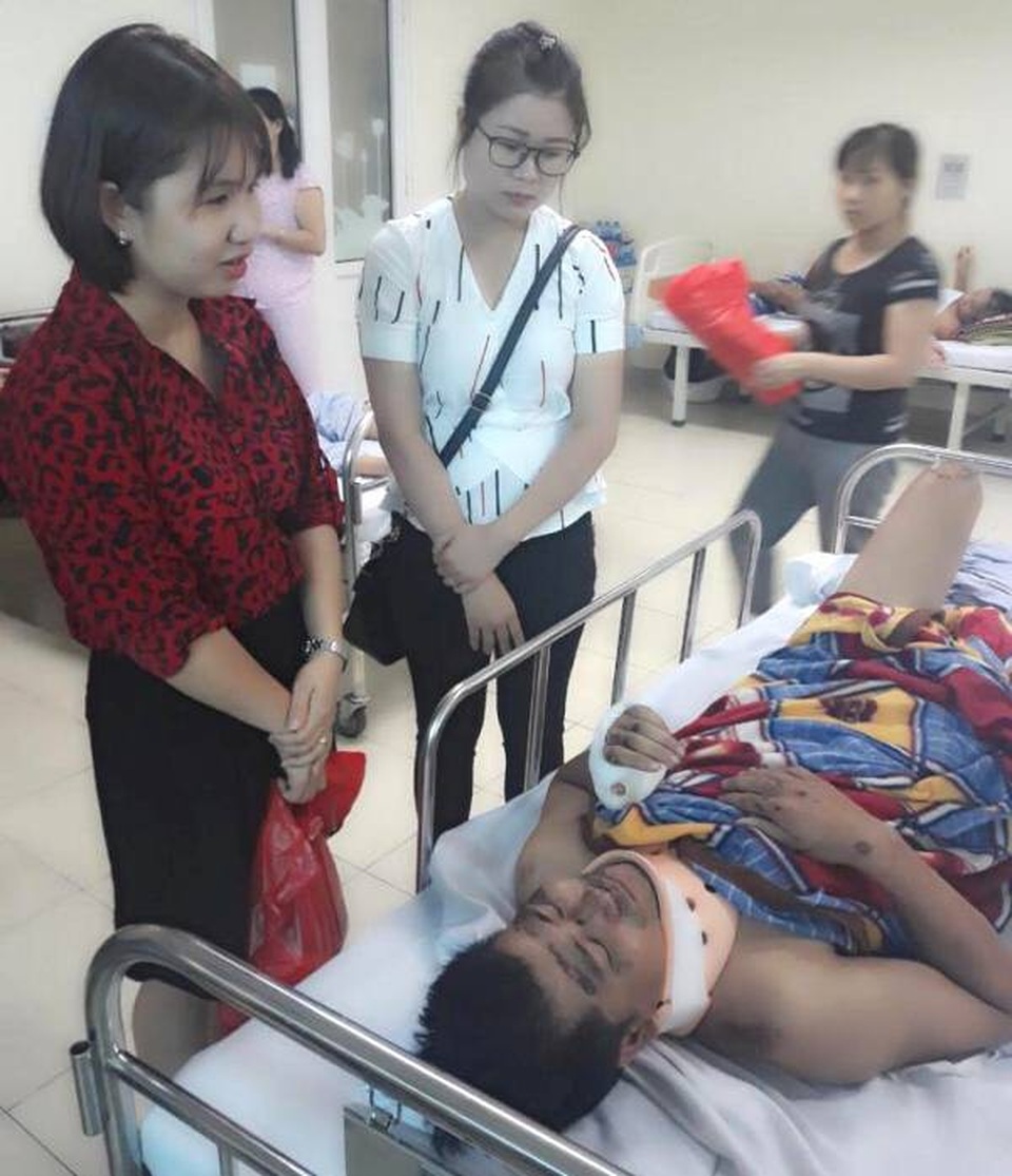 Nạn nhân sống sót trong vụ tai nạn thảm khốc ở Hải Dương hiện ra sao? - 2 Nạn nhân sống sót trong vụ tai nạn thảm khốc ở Hải Dương hiện ra sao? - 2