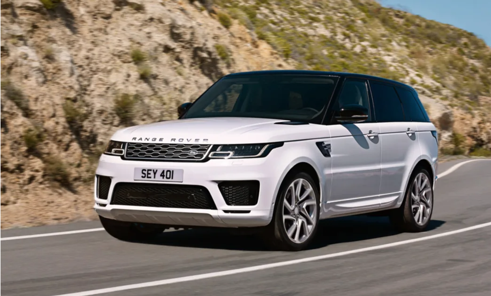 14.300 chiếc Range Rover bị triệu hồi vì trục trặc camera lùi - 1 14.300 chiếc Range Rover bị triệu hồi vì trục trặc camera lùi - 1
