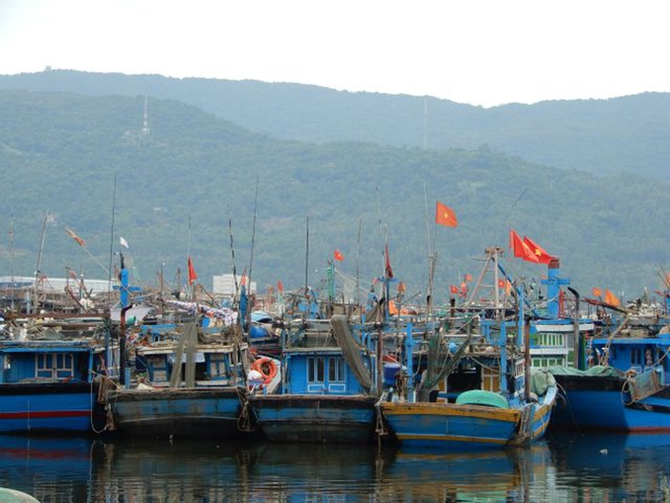 Đà Nẵng, Quảng Trị nghiêm cấm tàu thuyền ra khơi - 1 Đà Nẵng, Quảng Trị nghiêm cấm tàu thuyền ra khơi - 1