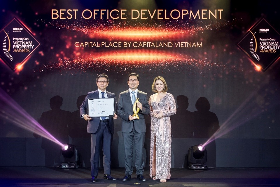 Capital Place đạt giải dự án văn phòng tốt nhất Việt Nam 2019 - 1 Capital Place đạt giải dự án văn phòng tốt nhất Việt Nam 2019 - 1
