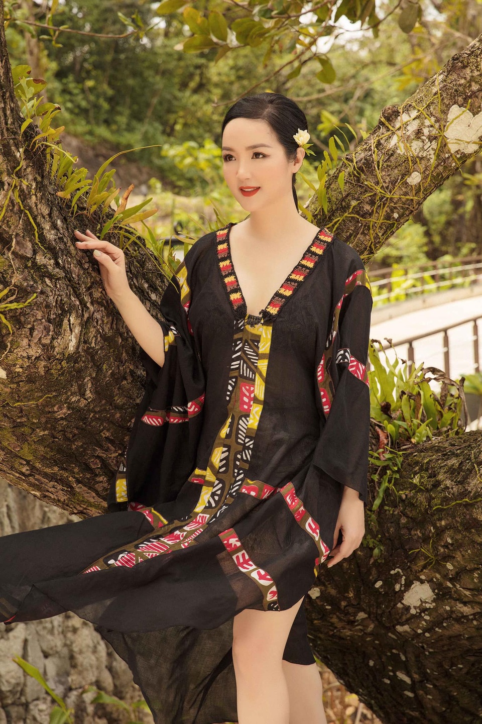 Hoa hậu Giáng My diện bikini khoe vóc dáng gợi cảm ở tuổi U50 - 8 Hoa hậu Giáng My diện bikini khoe vóc dáng gợi cảm ở tuổi U50 - 8