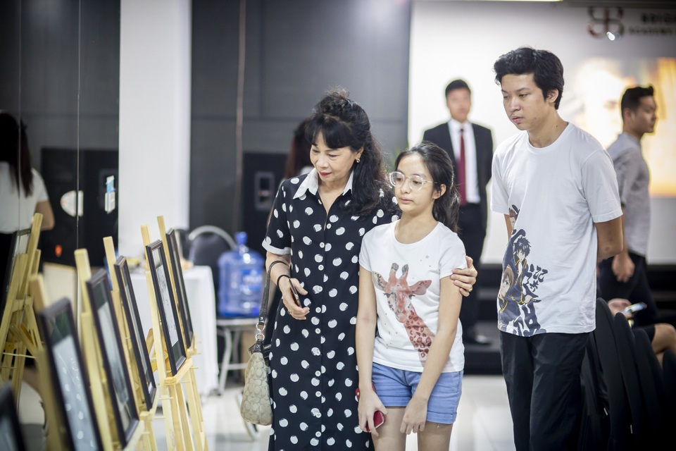 Hoa hậu Phan Hoàng Thu xinh đẹp trong trang phục Yukata Nhật Bản - 10 Hoa hậu Phan Hoàng Thu xinh đẹp trong trang phục Yukata Nhật Bản - 10