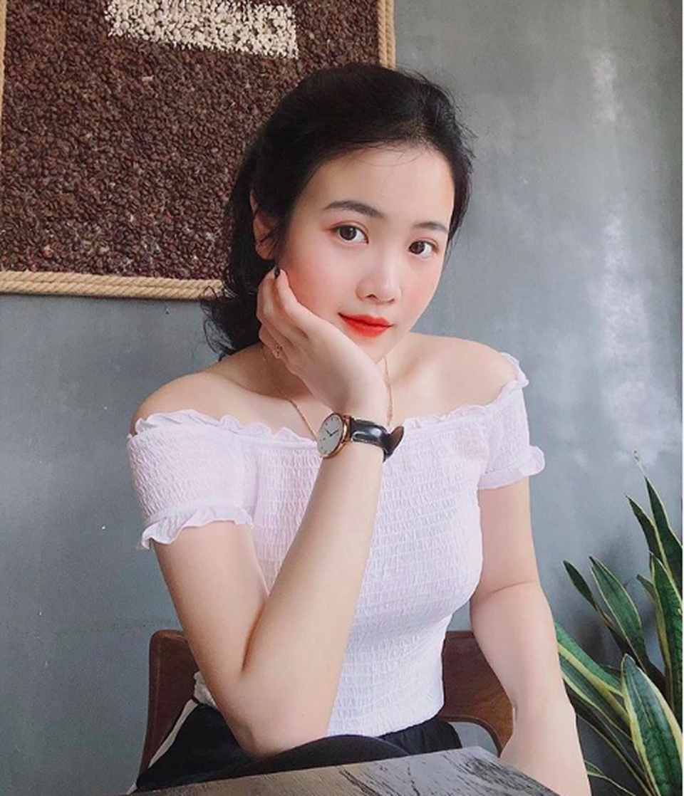 Bạn gái Đoàn Văn Hậu khóc ròng vì bị mất tài khoản Facebook - 7 Bạn gái Đoàn Văn Hậu khóc ròng vì bị mất tài khoản Facebook - 7