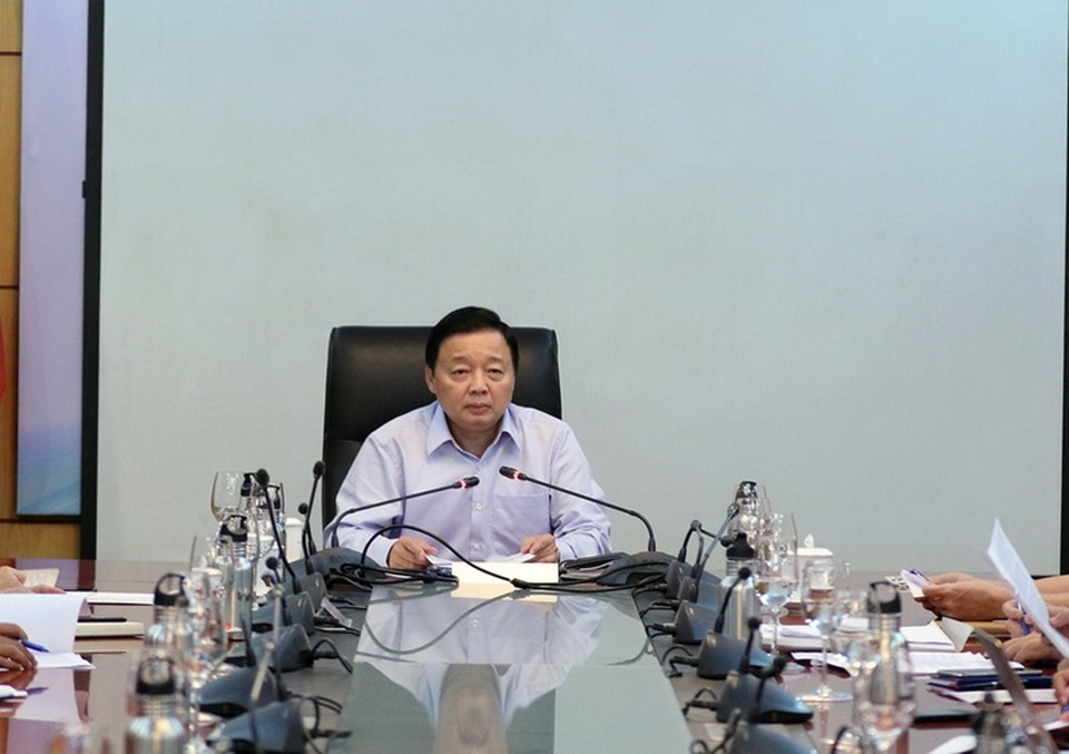 Bộ trưởng Trần Hồng Hà: “Cung cấp thông tin minh bạch vụ cháy nhà máy Rạng Đông” - 1 Bộ trưởng Trần Hồng Hà: “Cung cấp thông tin minh bạch vụ cháy nhà máy Rạng Đông” - 1