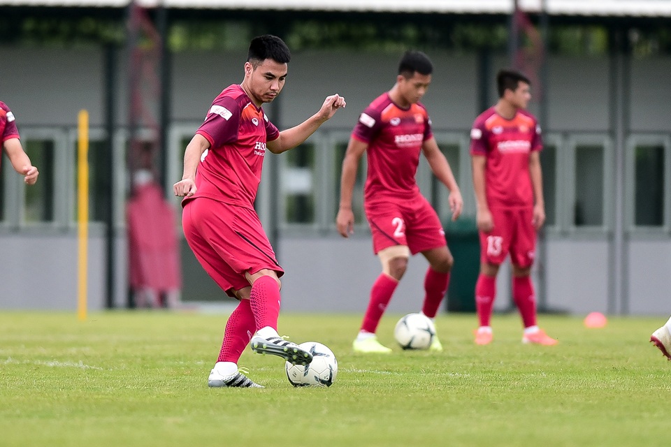 HLV Park Hang Seo ghi mật thư trong tay dành riêng cho Trọng Hoàng - 12