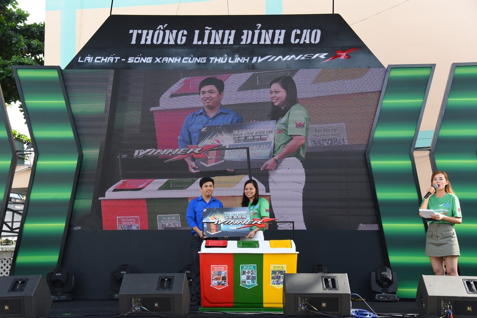 Những con số biết nói trong hành trình “chinh chiến” với rác của thủ lĩnh Winner X - 3 Những con số biết nói trong hành trình “chinh chiến” với rác của thủ lĩnh Winner X - 3