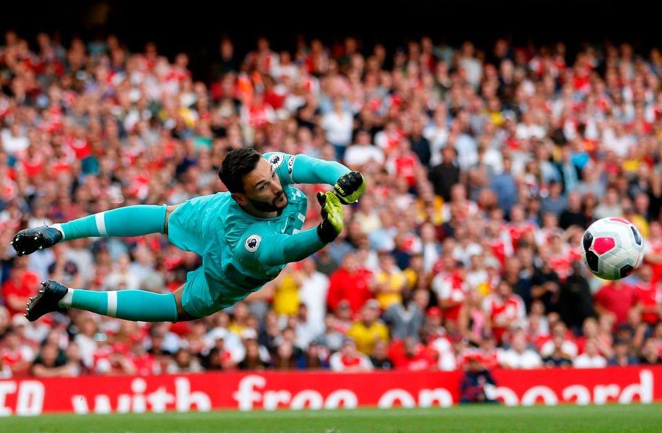 Đội hình tiêu biểu vòng 4 Premier League: Sạch bóng Man Utd - 1