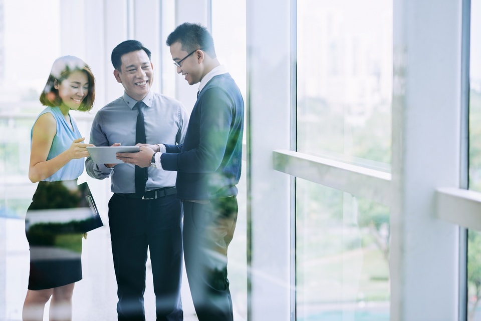 Hanwha Life Việt Nam ra mắt sản phẩm bảo hiểm nhóm An Khang Hưng Nghiệp đồng hành cùng doanh nghiệp và người lao động - 1 Hanwha Life Việt Nam ra mắt sản phẩm bảo hiểm nhóm An Khang Hưng Nghiệp đồng hành cùng doanh nghiệp và người lao động - 1