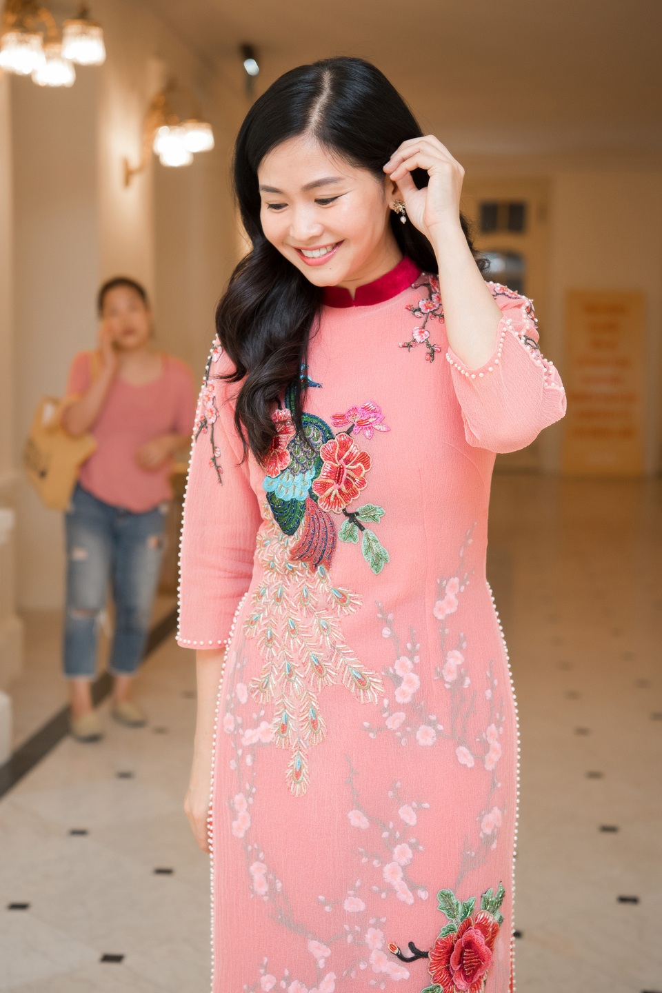 Bất ngờ trước nhan sắc xinh đẹp, không tuổi của NSƯT Đặng Châu Anh - 7 Bất ngờ trước nhan sắc xinh đẹp, không tuổi của NSƯT Đặng Châu Anh - 7