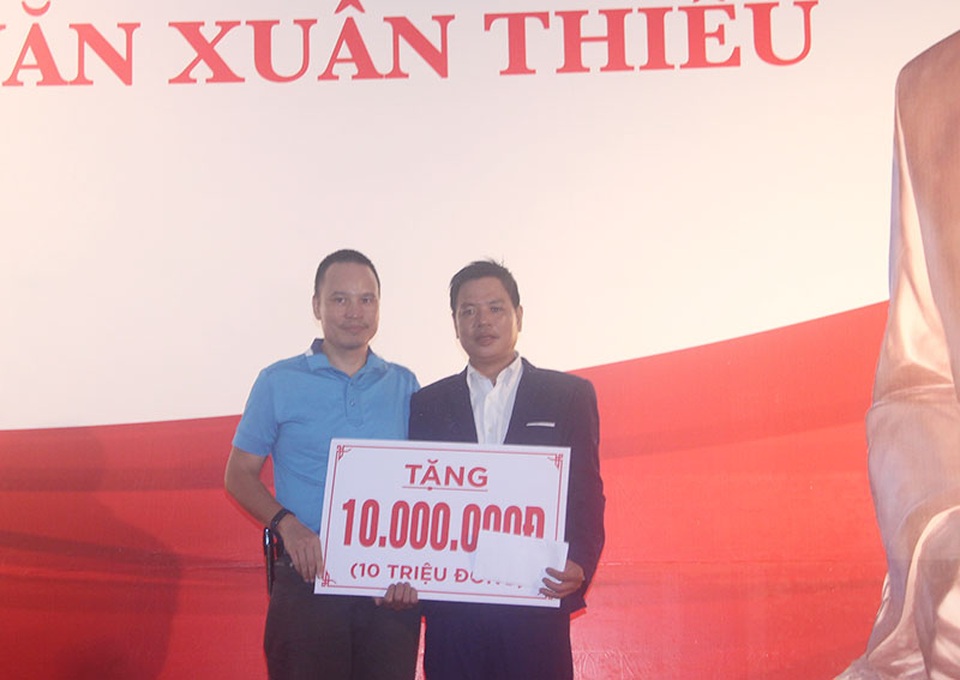 Khánh thành tượng nhà văn Xuân Thiều - 4 Khánh thành tượng nhà văn Xuân Thiều - 4