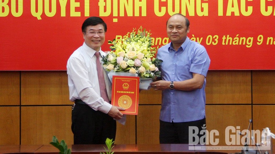 Luân chuyển, bổ nhiệm nhiều vị trí lãnh đạo tại tỉnh Bắc Giang - 1 Luân chuyển, bổ nhiệm nhiều vị trí lãnh đạo tại tỉnh Bắc Giang - 1
