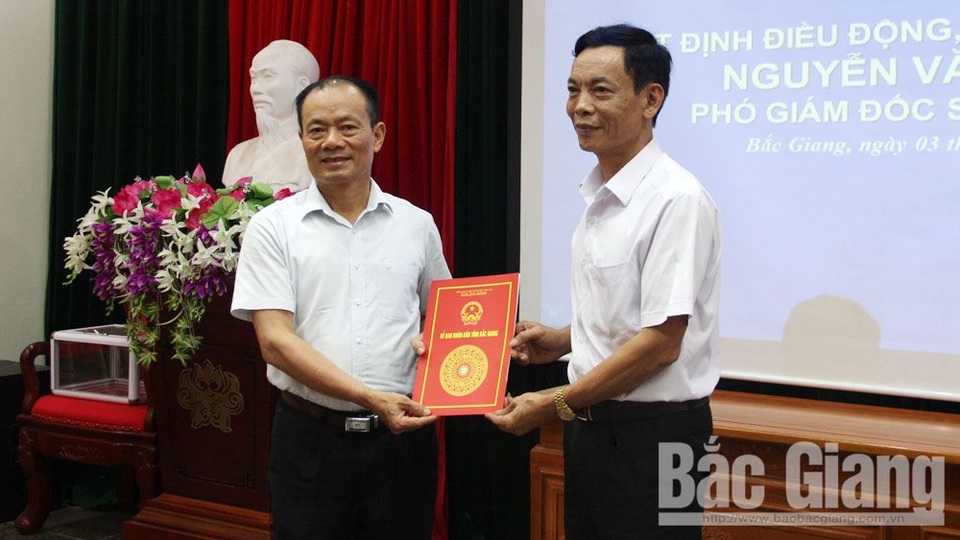 Luân chuyển, bổ nhiệm nhiều vị trí lãnh đạo tại tỉnh Bắc Giang - 2 Luân chuyển, bổ nhiệm nhiều vị trí lãnh đạo tại tỉnh Bắc Giang - 2