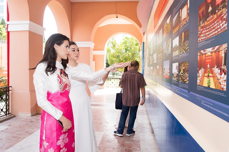 Hoa hậu quốc tế Mariem diện áo dài khi khám phá TPHCM - 5 Hoa hậu quốc tế Mariem diện áo dài khi khám phá TPHCM - 5
