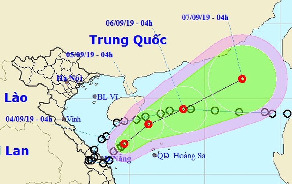 Áp thấp nhiệt đới đã quay ra biển, nhiều tỉnh miền Trung tiếp tục mưa to - 1 Áp thấp nhiệt đới đã quay ra biển, nhiều tỉnh miền Trung tiếp tục mưa to - 1
