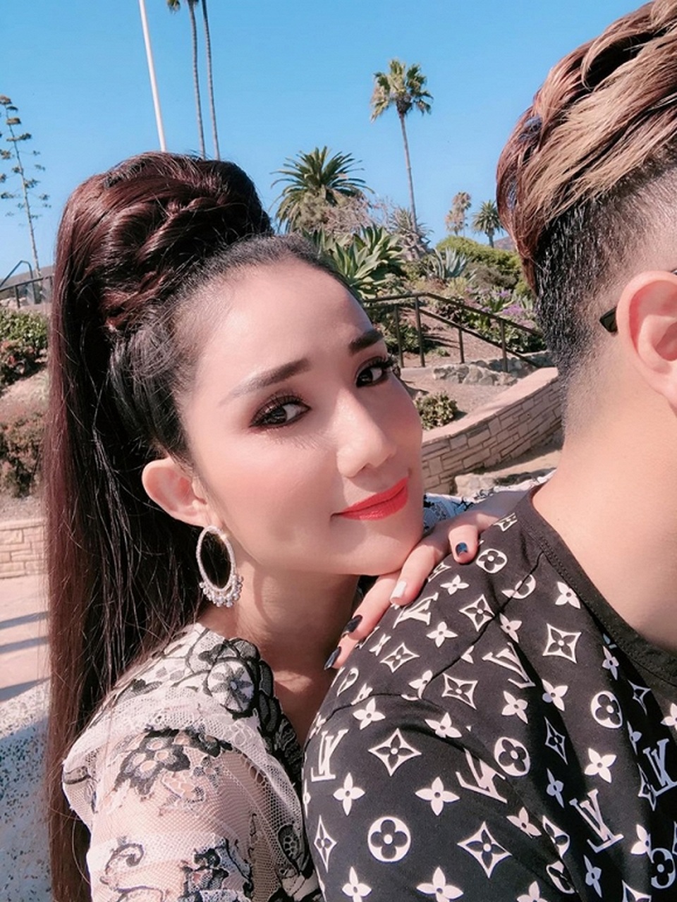 “Bà mối” Cát Tường úp mở bạn trai mới ở tuổi 42? - 2 “Bà mối” Cát Tường úp mở bạn trai mới ở tuổi 42? - 2