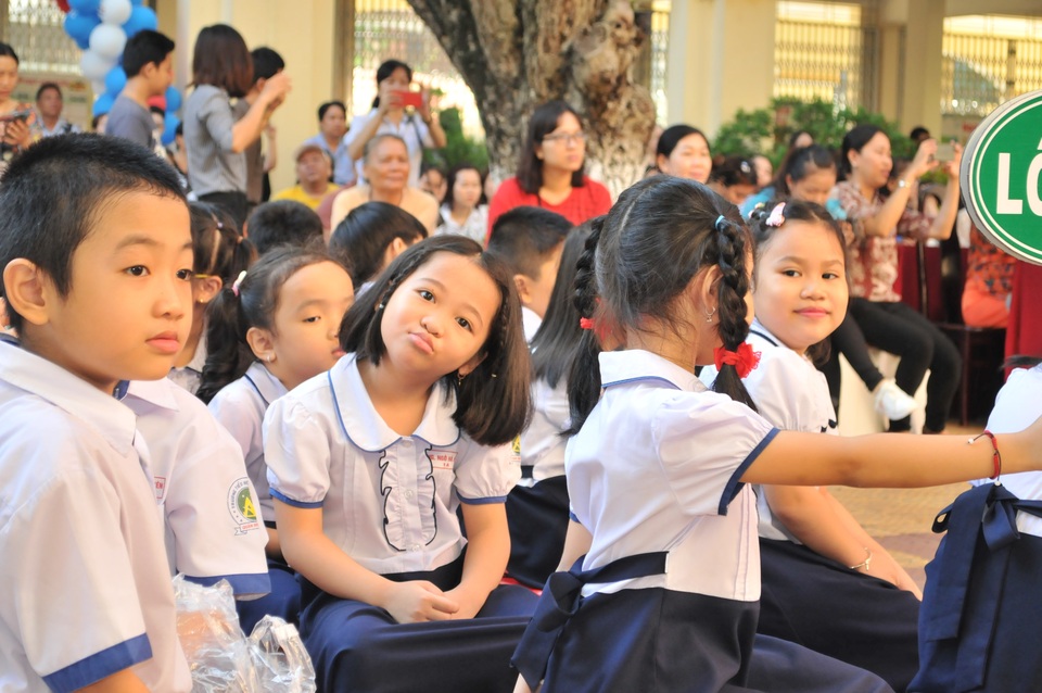 Nhiều tỉnh miền Tây không thả bóng bay trong ngày khai giảng - 2 Nhiều tỉnh miền Tây không thả bóng bay trong ngày khai giảng - 2