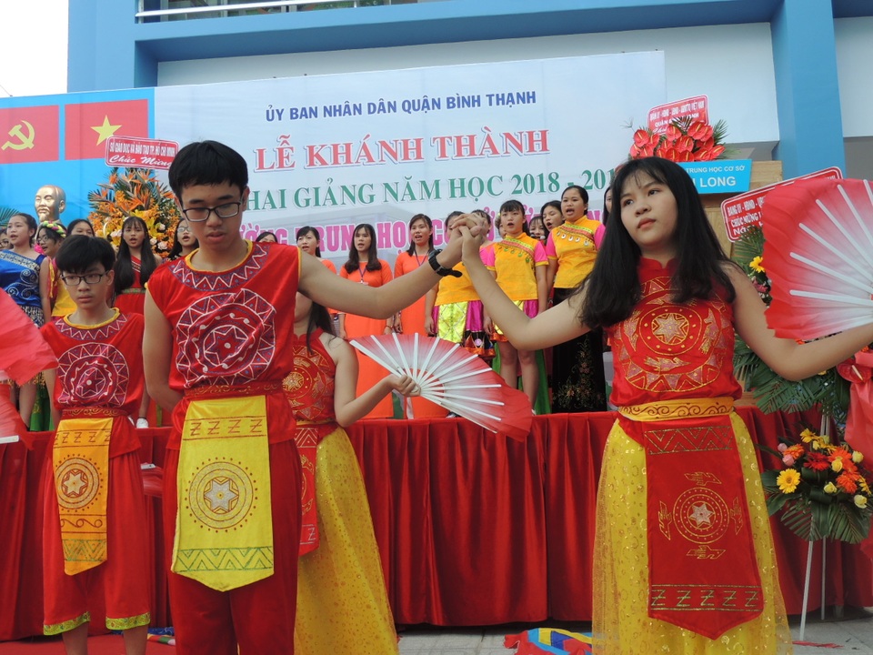 Trường học ở TPHCM phải báo cáo về việc chuẩn bị khai giảng - 1 Trường học ở TPHCM phải báo cáo về việc chuẩn bị khai giảng - 1