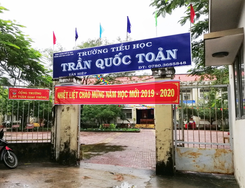 Vụ 4 học sinh bị người thân bạo hành: Chủ tịch tỉnh Cà Mau chỉ đạo xử lý - 2 Vụ 4 học sinh bị người thân bạo hành: Chủ tịch tỉnh Cà Mau chỉ đạo xử lý - 2