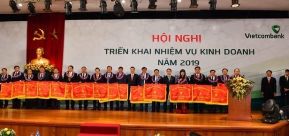 Vietcombank tổ chức Hội nghị Triển khai nhiệm vụ kinh doanh năm 2019 - 10 Vietcombank tổ chức Hội nghị Triển khai nhiệm vụ kinh doanh năm 2019 - 10