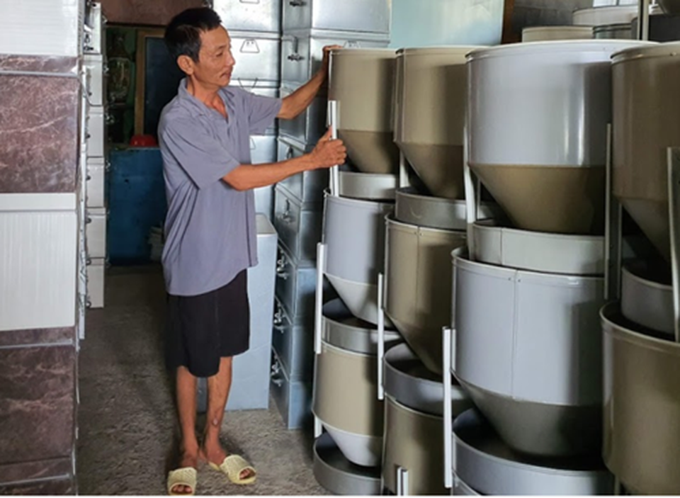 Nghề “gõ ra tiền” ở Nam Sơn - 1