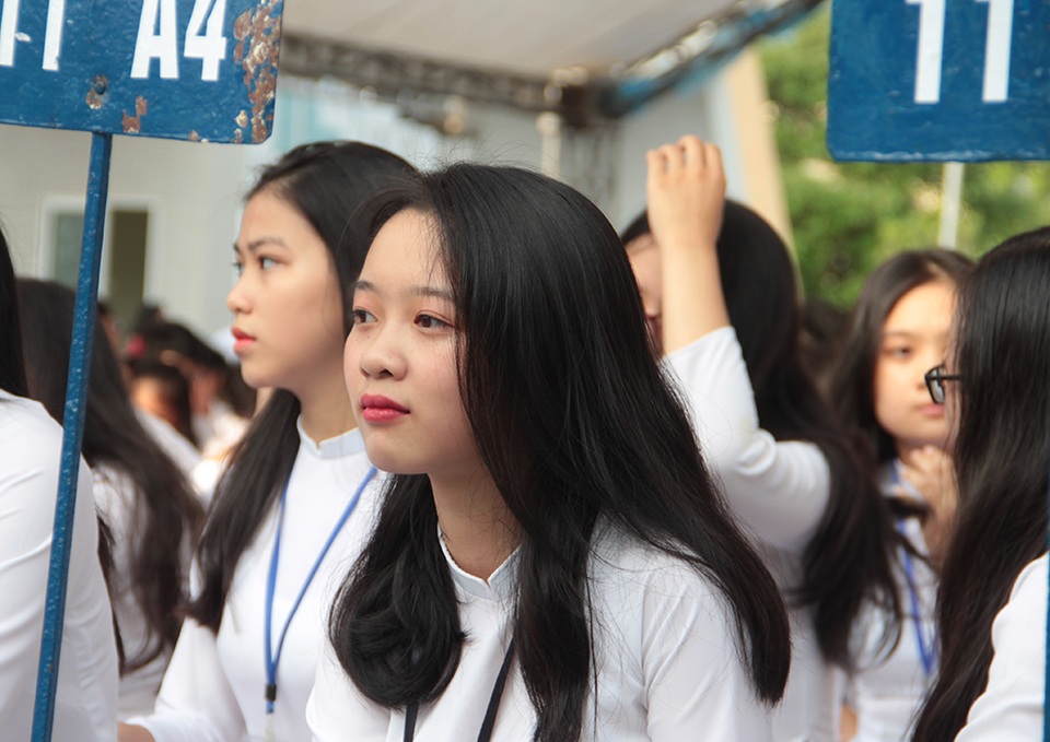 Thủ tướng Nguyễn Xuân Phúc: Dạy chữ đã quan trọng, dạy đức càng quan trọng hơn - 11 Thủ tướng Nguyễn Xuân Phúc: Dạy chữ đã quan trọng, dạy đức càng quan trọng hơn - 11