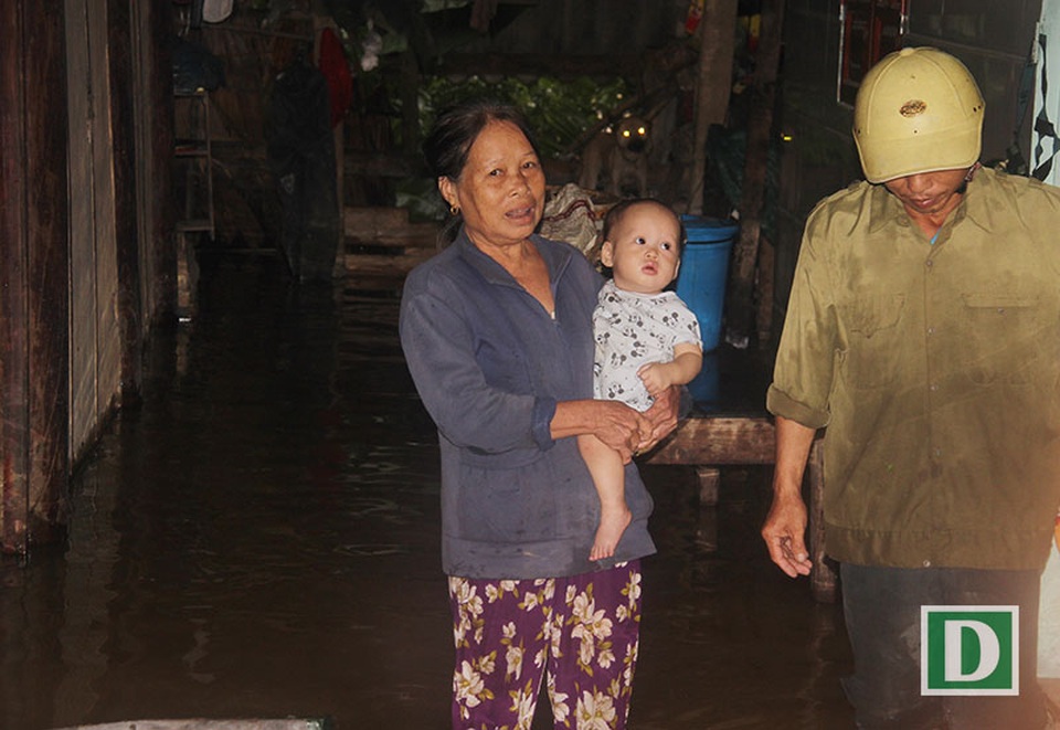 Ám ảnh những ngôi làng chìm sâu trong biển nước - 12 Ám ảnh những ngôi làng chìm sâu trong biển nước - 12