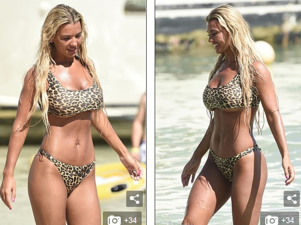 Christine McGuinness khoe ngực ngoại cỡ - 6