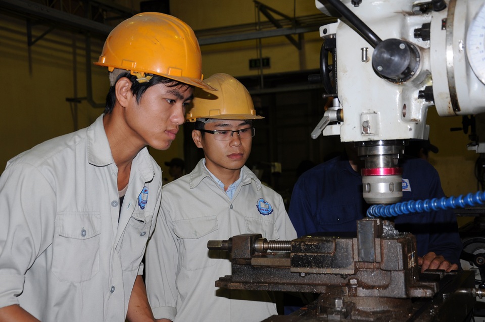 Quảng Ngãi: Hỗ trợ 100 % chi phí đào tạo sơ cấp và dưới 3 tháng - 1 Quảng Ngãi: Hỗ trợ 100 % chi phí đào tạo sơ cấp và dưới 3 tháng - 1