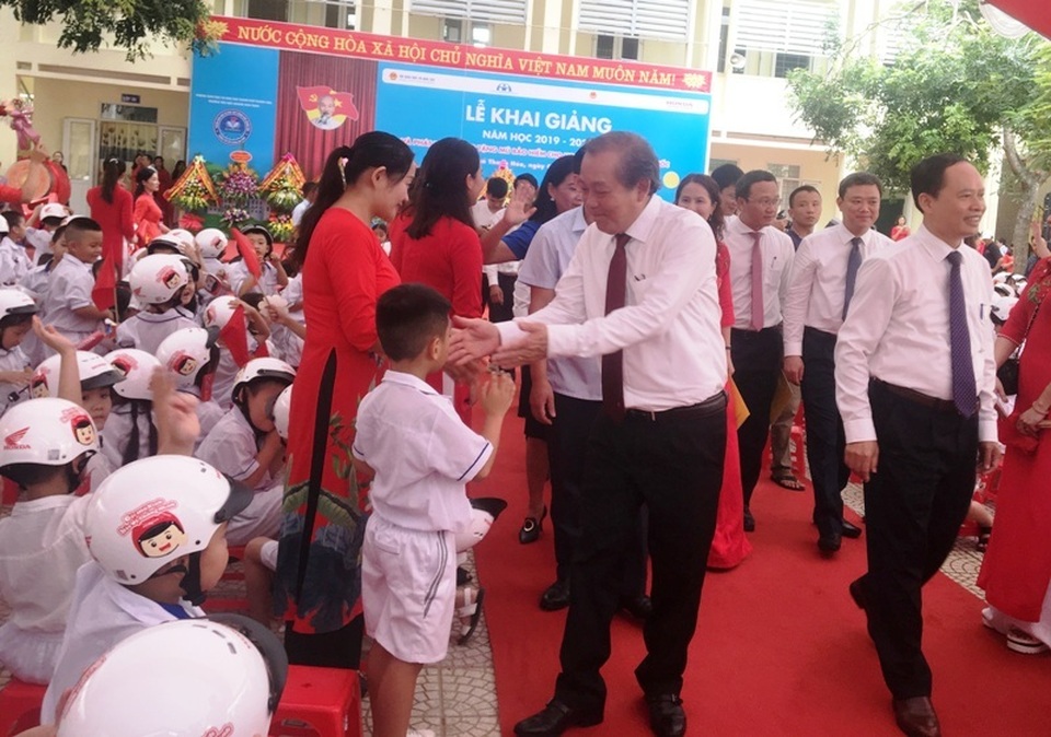 “Giữ trọn ước mơ” cho gần 2 triệu học sinh lớp 1 - 3 “Giữ trọn ước mơ” cho gần 2 triệu học sinh lớp 1 - 3