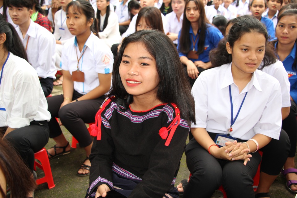 Học trò cả nước náo nức khai giảng năm học mới - 64 Học trò cả nước náo nức khai giảng năm học mới - 64