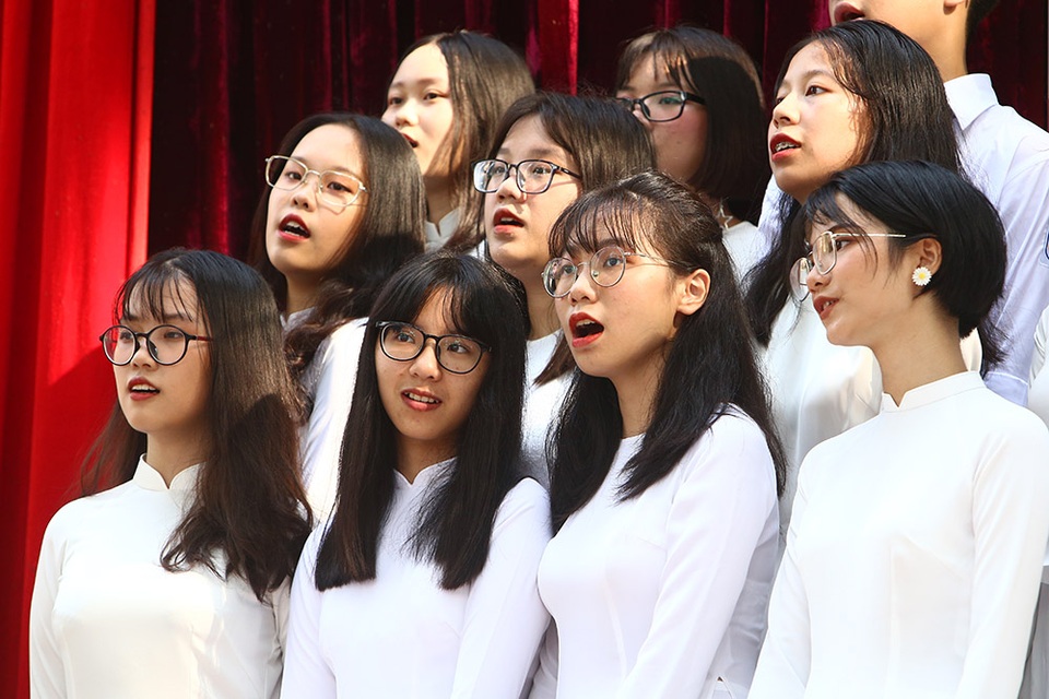 Trường THPT Chu Văn An công bố chứng nhận ID Trường thành viên Cambridge trong lễ khai giảng - 14 Trường THPT Chu Văn An công bố chứng nhận ID Trường thành viên Cambridge trong lễ khai giảng - 14