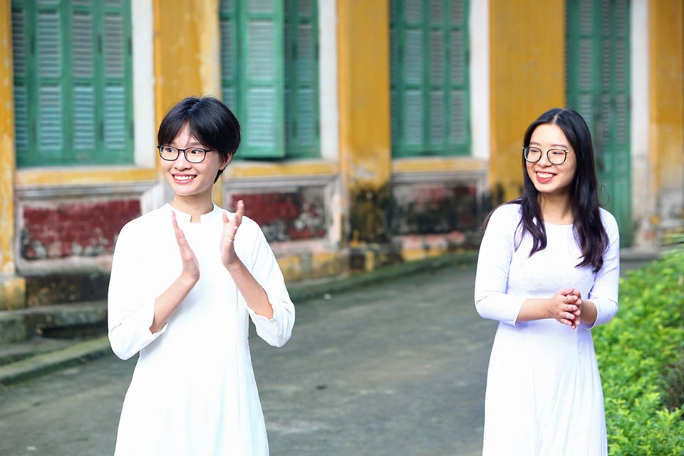 Trường THPT Chu Văn An công bố chứng nhận ID Trường thành viên Cambridge trong lễ khai giảng - 3 Trường THPT Chu Văn An công bố chứng nhận ID Trường thành viên Cambridge trong lễ khai giảng - 3