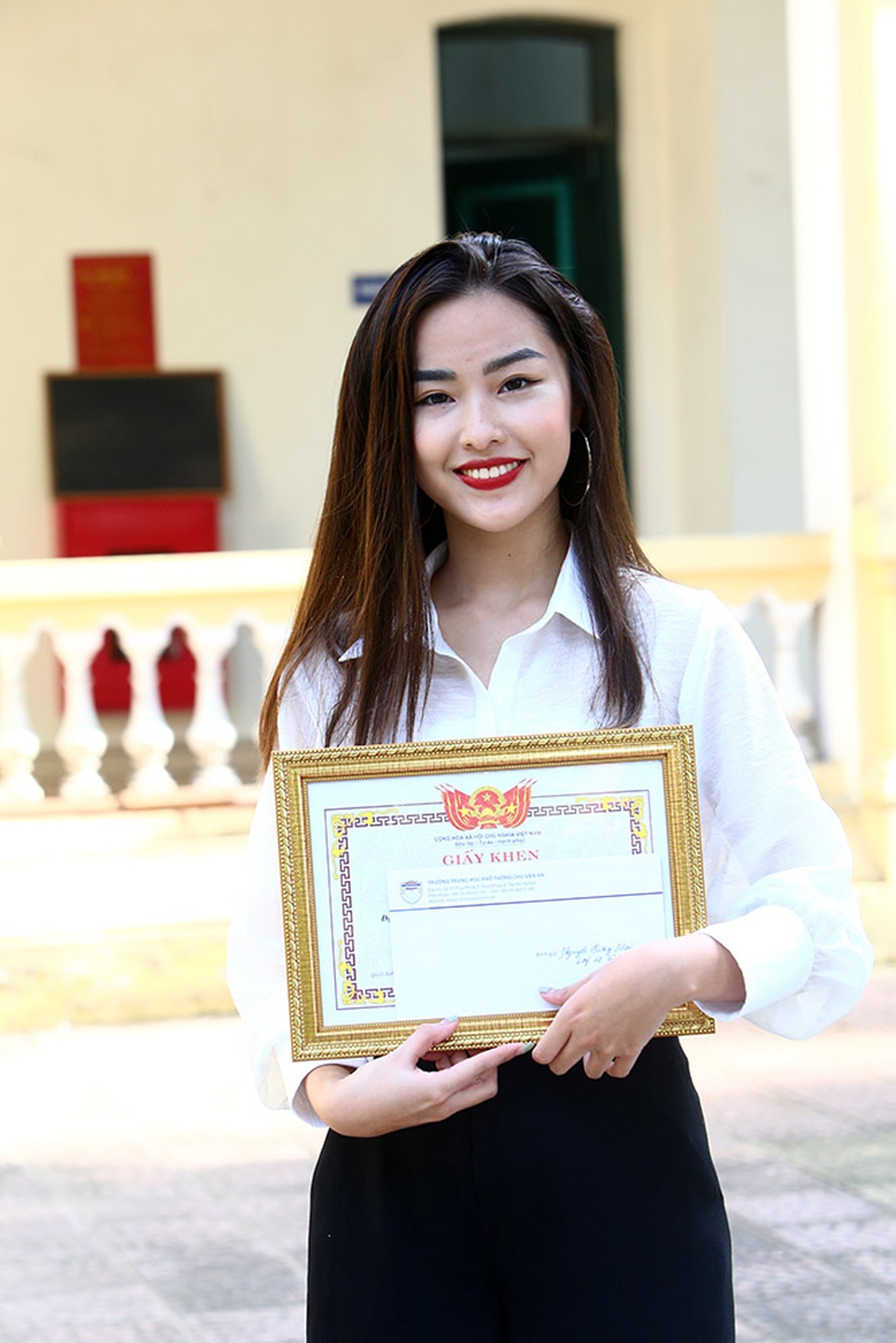 Trường THPT Chu Văn An công bố chứng nhận ID Trường thành viên Cambridge trong lễ khai giảng - 8 Trường THPT Chu Văn An công bố chứng nhận ID Trường thành viên Cambridge trong lễ khai giảng - 8