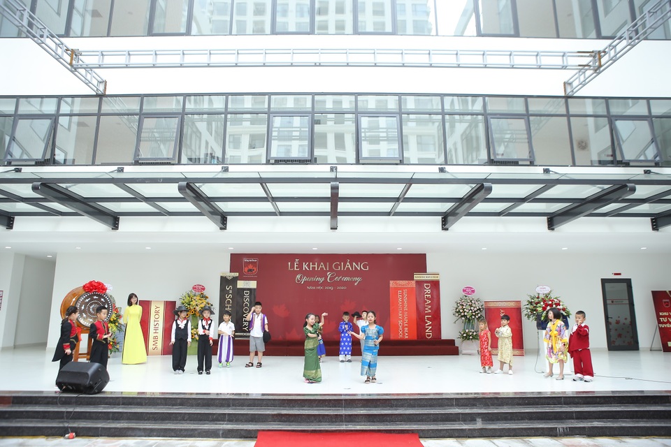 Tưng bừng lễ khai giảng tại Trường tiểu học Sunshine Maple Bear - 4 Tưng bừng lễ khai giảng tại Trường tiểu học Sunshine Maple Bear - 4