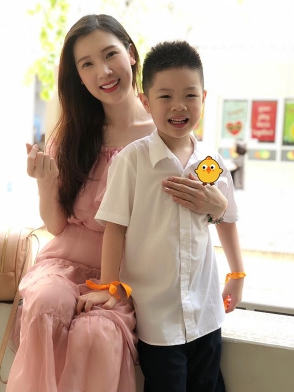 Sao Việt đưa con đến trường ngày khai giảng - 5