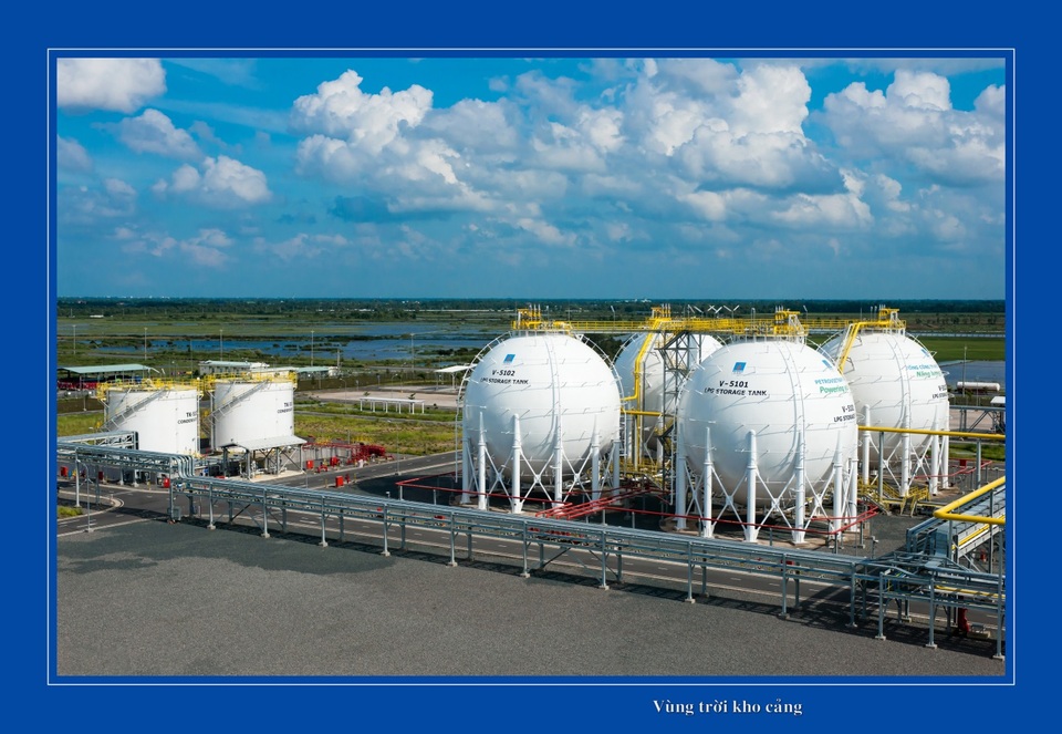 PV GAS đứng thứ 5 trong Top 20 doanh nghiệp vốn hóa lớn nhất thị trường Việt Nam - 2 PV GAS đứng thứ 5 trong Top 20 doanh nghiệp vốn hóa lớn nhất thị trường Việt Nam - 2
