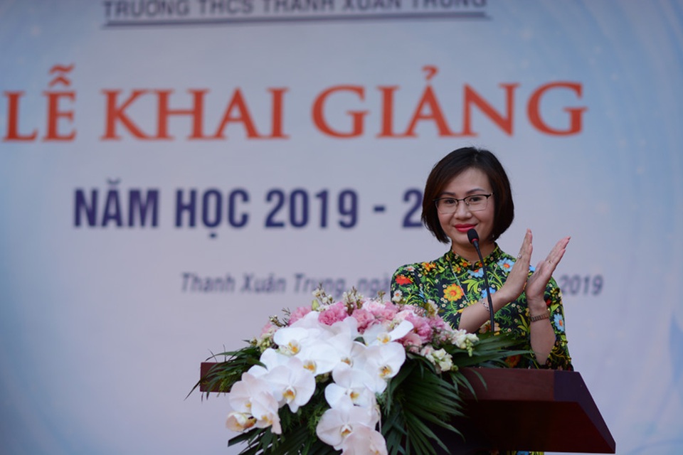 Học trò cả nước náo nức khai giảng năm học mới - 36 Học trò cả nước náo nức khai giảng năm học mới - 36