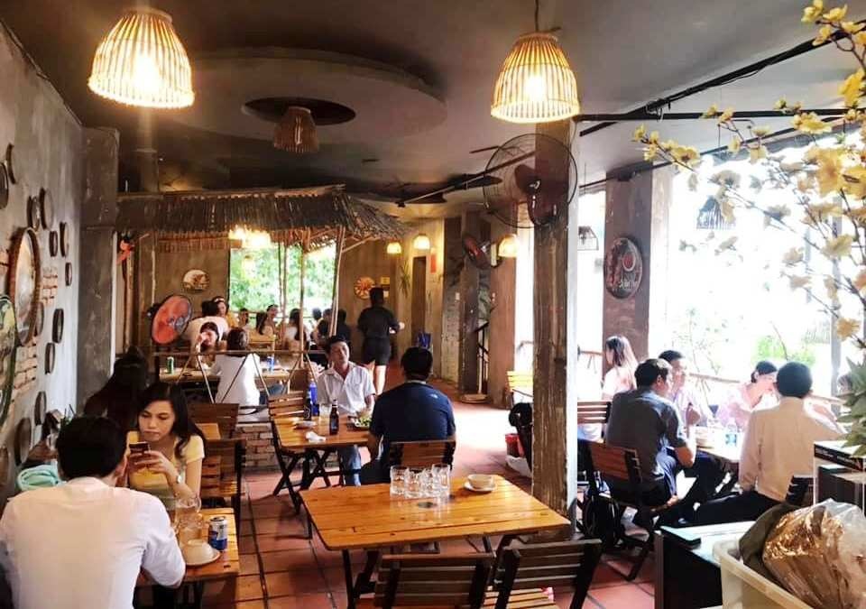 TPHCM: Nhà hàng đông khách “đột biến” trước trận Việt Nam – Thái Lan - 2 TPHCM: Nhà hàng đông khách “đột biến” trước trận Việt Nam – Thái Lan - 2
