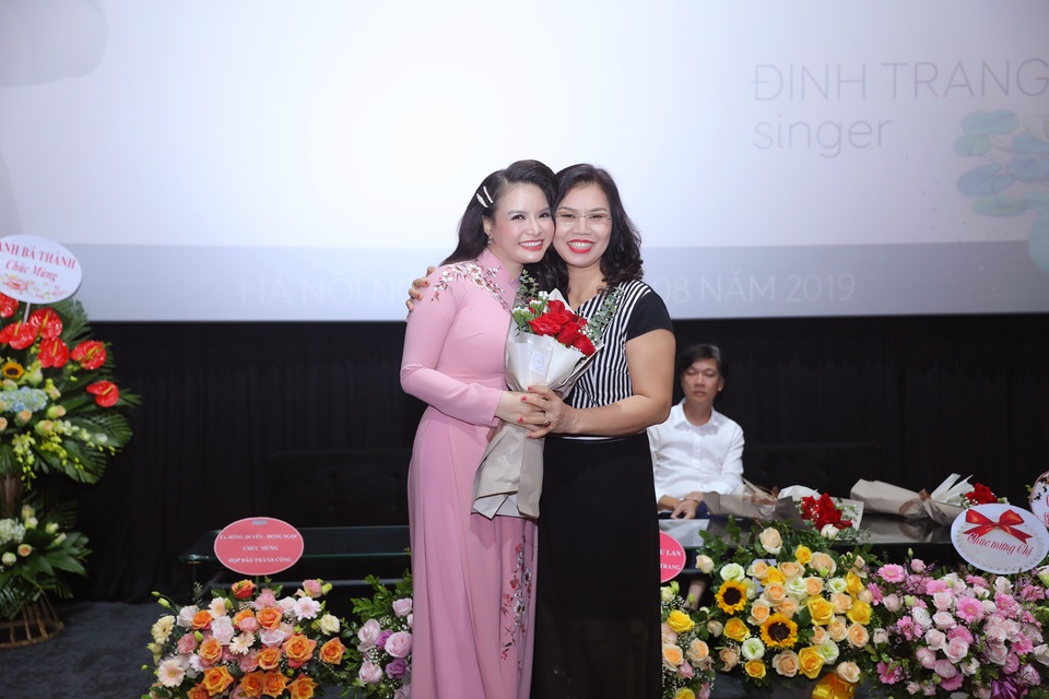 Chuyện về ca sĩ xứ Nghệ được nhà thơ Phạm Tiến Duật dắt đi “tầm sư học nhạc” - 1 Chuyện về ca sĩ xứ Nghệ được nhà thơ Phạm Tiến Duật dắt đi “tầm sư học nhạc” - 1