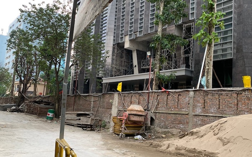 Bế tắc ở dự án “đất vàng” Manhattan 21 Lê Văn Lương: Nhiều thiện chí gỡ rối bất thành - 1 Bế tắc ở dự án “đất vàng” Manhattan 21 Lê Văn Lương: Nhiều thiện chí gỡ rối bất thành - 1