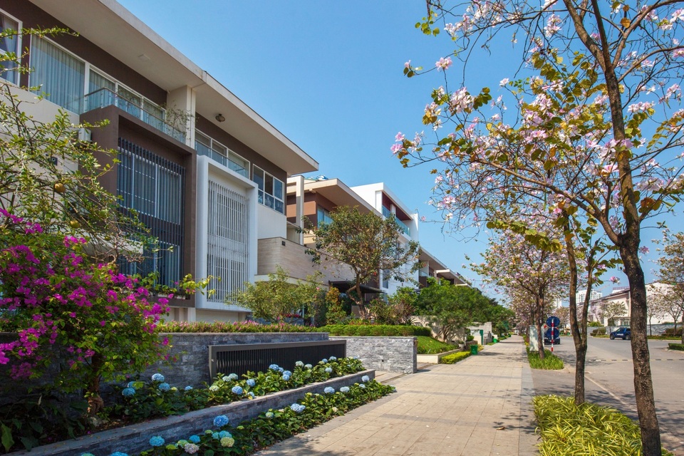Cận cảnh khu biệt thự siêu sang tại Ciputra Hanoi - 2 Cận cảnh khu biệt thự siêu sang tại Ciputra Hanoi - 2