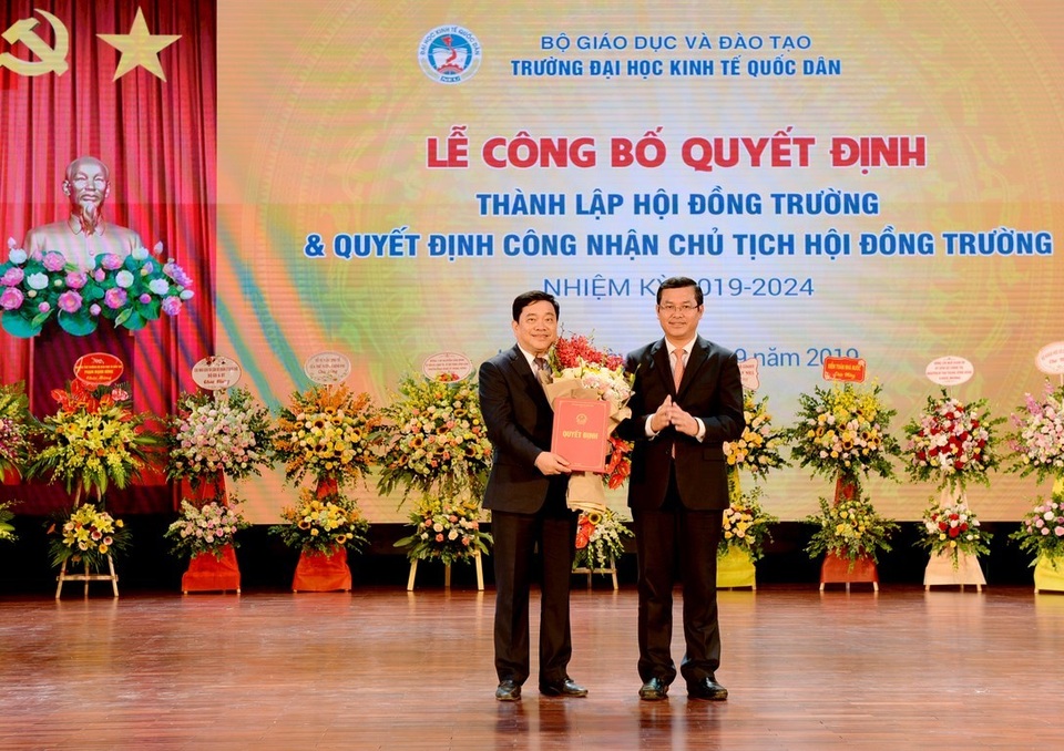 Bộ GDĐT công nhận Chủ tịch Hội đồng Trường - trường ĐH Kinh tế quốc dân - 2 Bộ GDĐT công nhận Chủ tịch Hội đồng Trường - trường ĐH Kinh tế quốc dân - 2