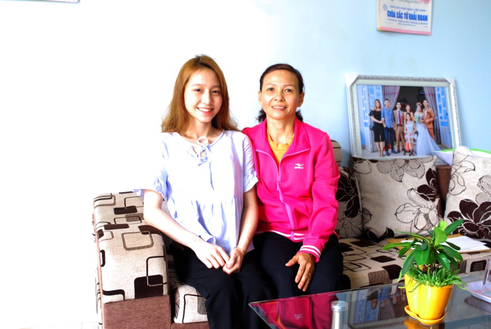 Nữ sinh bị liệt hai chân chinh phục ước mơ vào đại học - 3 Nữ sinh bị liệt hai chân chinh phục ước mơ vào đại học - 3