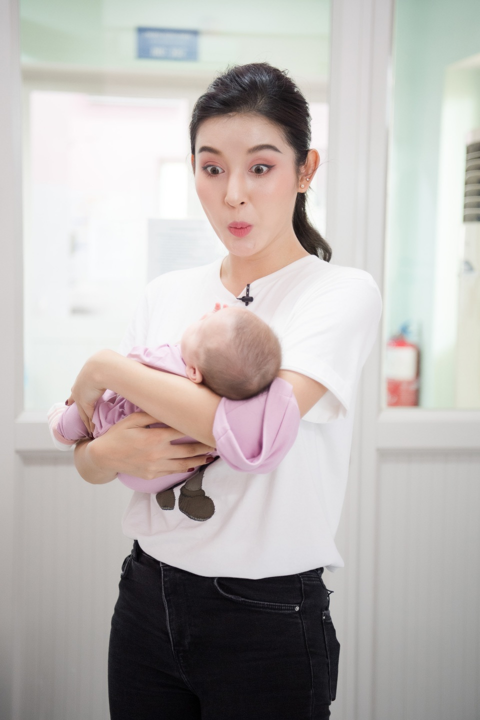 Huyền My thoáng buồn trải lòng về scandal bị chụp lén dậy sóng 2 ngày qua - 6 Huyền My thoáng buồn trải lòng về scandal bị chụp lén dậy sóng 2 ngày qua - 6