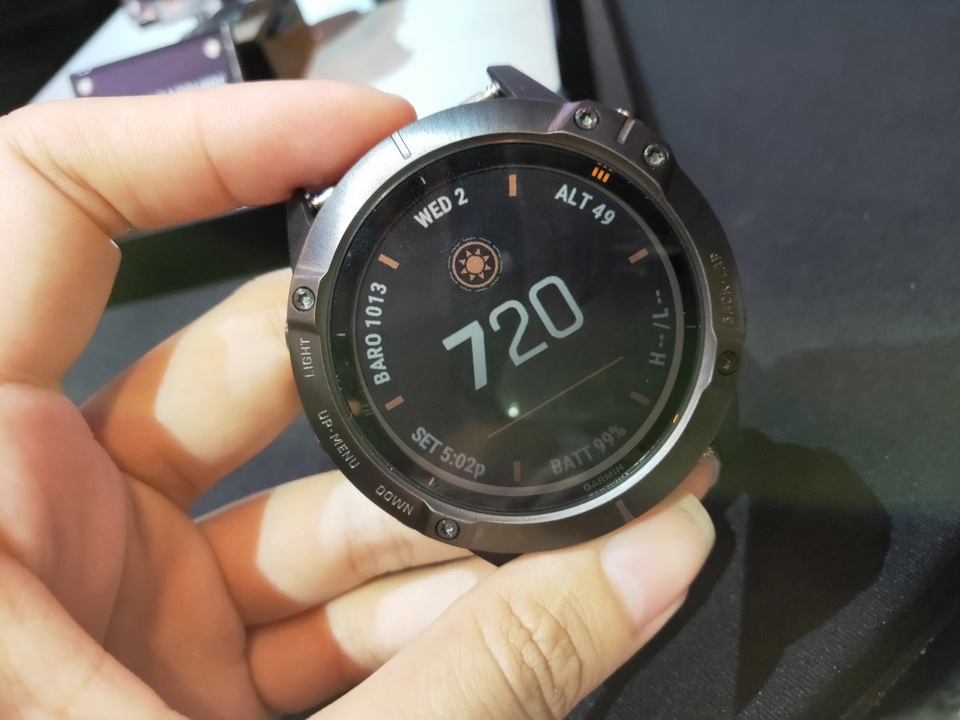 Garmin ra mắt đồng hồ dùng pin năng lượng mặt trời Fenix 6 series, giá 28,99 triệu đồng - 4 Garmin ra mắt đồng hồ dùng pin năng lượng mặt trời Fenix 6 series, giá 28,99 triệu đồng - 4